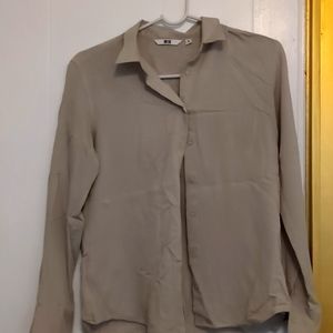 Uniqlo Button Down